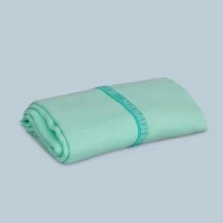 Microfibre Towel Ultra Lightweight Size XL 110 X 175 Cm White -Pro Swim Shop k6c0e09a97bc2dc32c4c7eec331c797f0